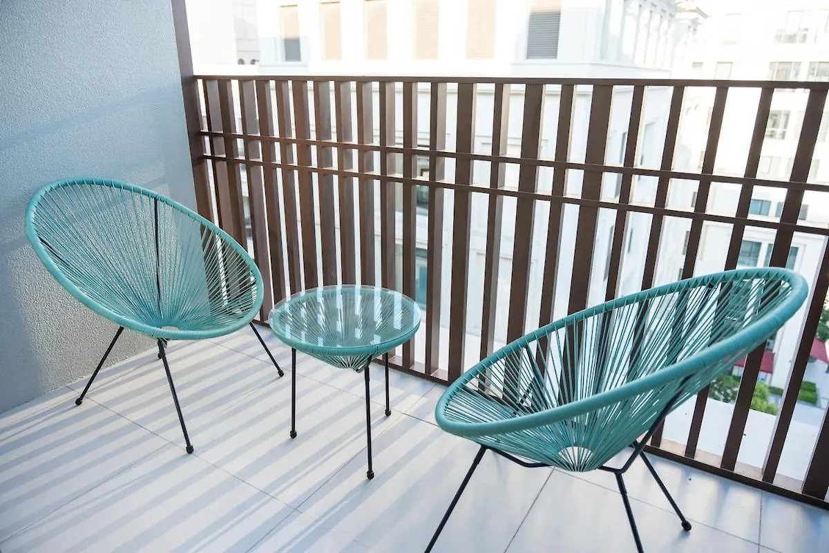 Sleek 4-Bedroom, Bright Kitchen Space In Dubai Creek Harbour 0*,