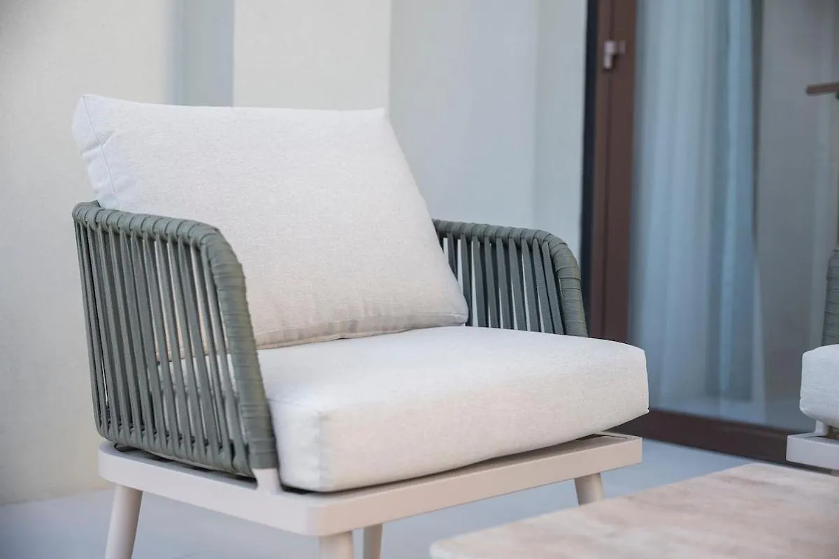 Sleek 4-Bedroom, Bright Kitchen Space In Dubai Creek Harbour Apartment