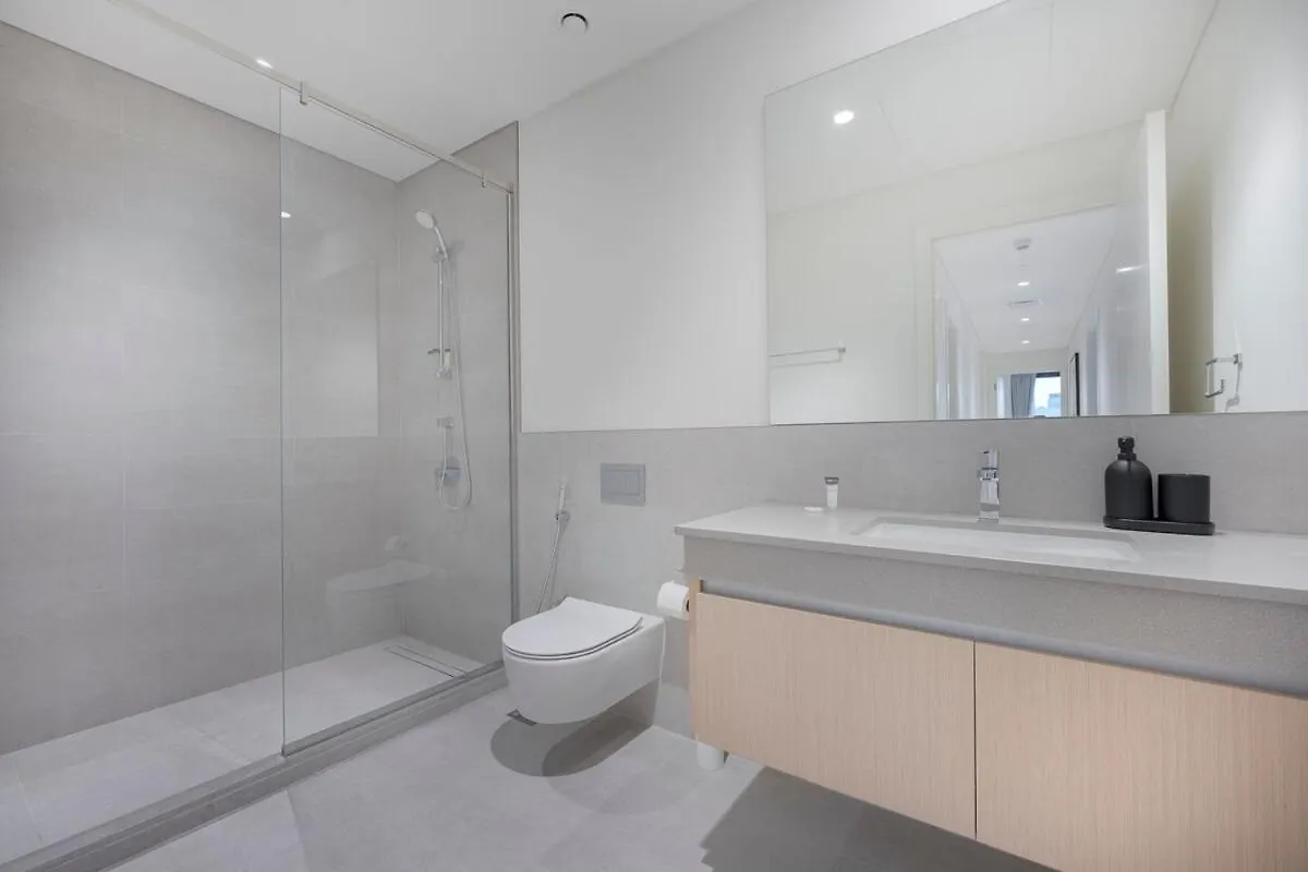 Sleek 4-Bedroom, Bright Kitchen Space In Dubai Creek Harbour Apartment