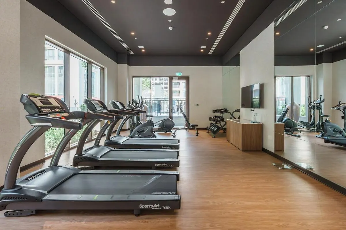 Sleek 4-Bedroom, Bright Kitchen Space In Dubai Creek Harbour 0*,