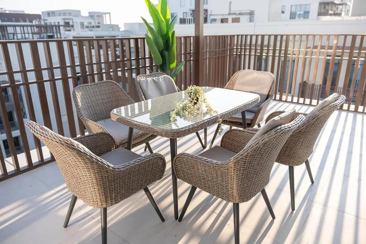 Sleek 4-Bedroom, Bright Kitchen Space In Dubai Creek Harbour 0*,  United Arab Emirates
